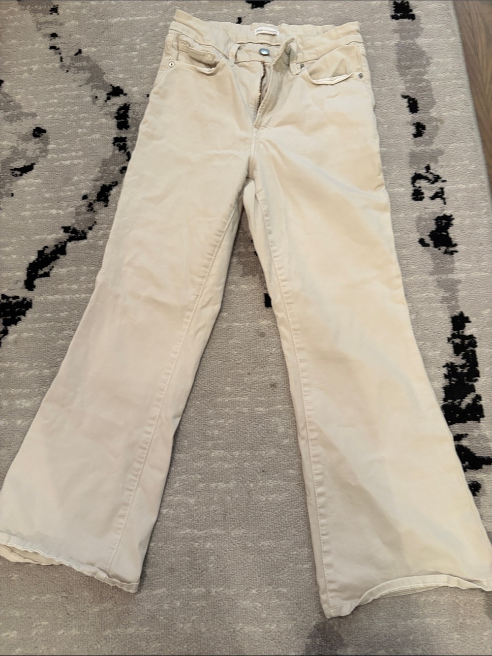 Good American Cream Wide Leg Flare Jeans